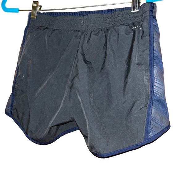 𝅺Women nike North Carolina tarheels nc blue running shorts size small - Picture 2 of 4